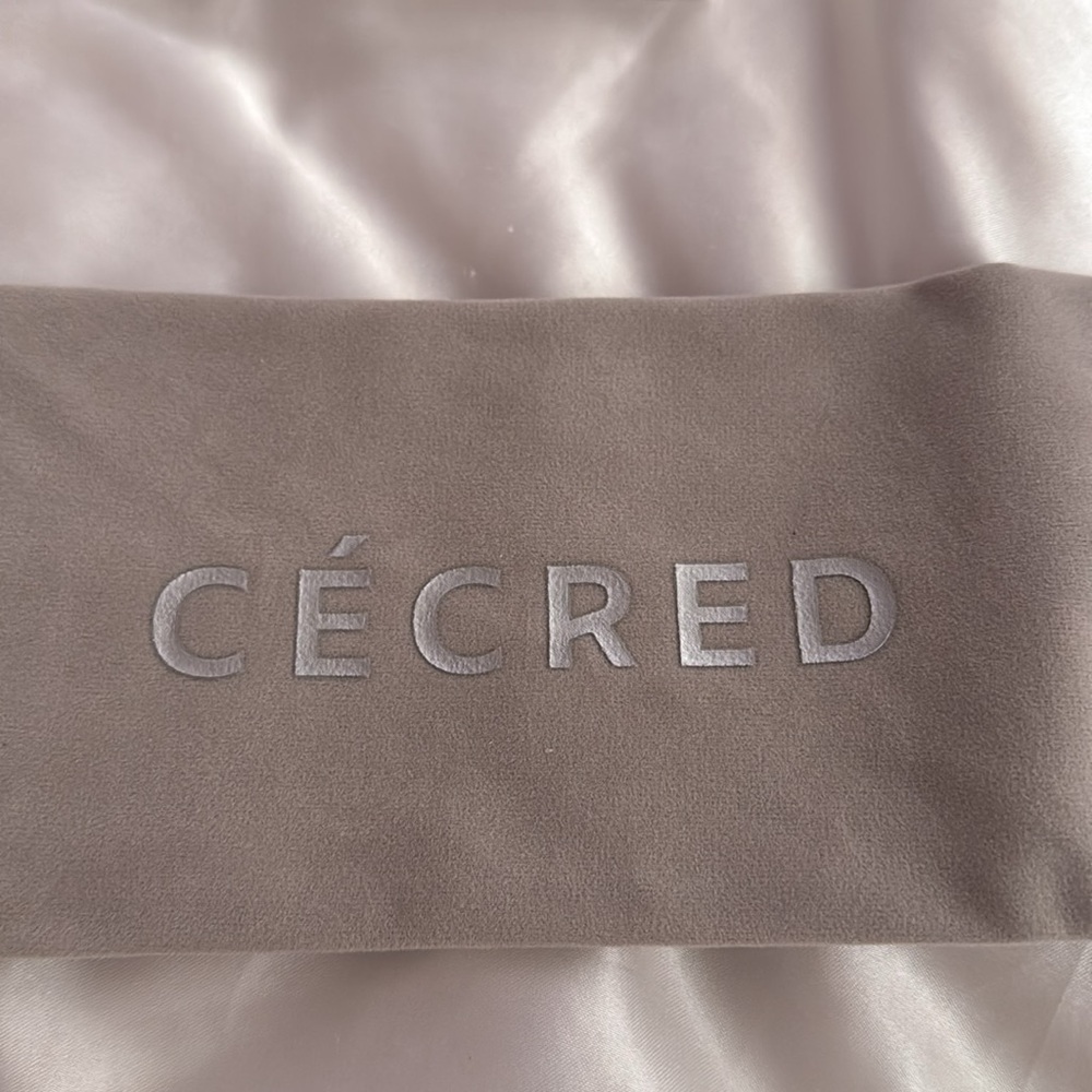 CÉCRED FERMENTED RICE & ROSE PROTEIN RITUAL 1 Set Plus Pouch - Picture 2 of 3